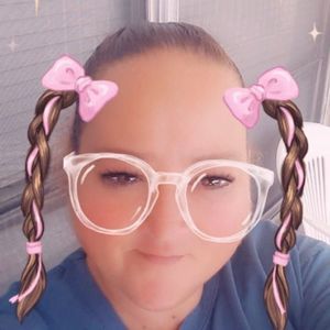 Meet your Posher, Christina